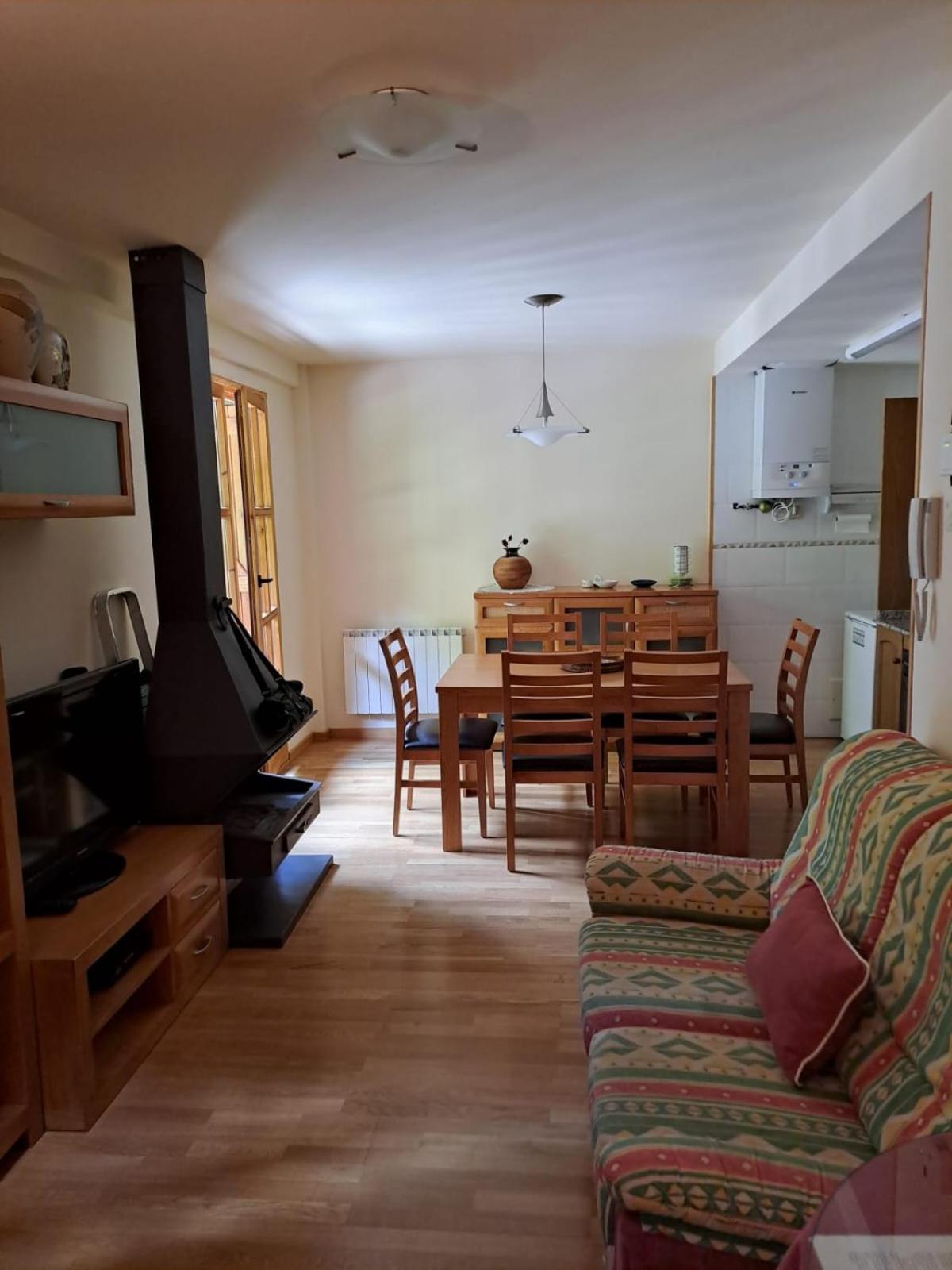 Duplex De Muntanya En Zona Verda A *